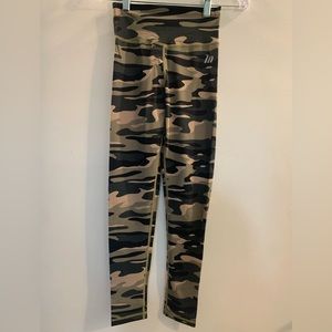 Muscle Nation scrunch butt leggings